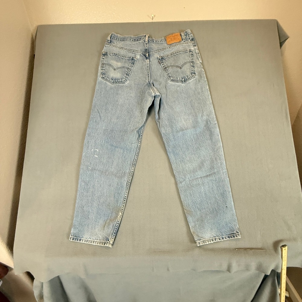 Levi's Relaxed Straight Leg Jeans Mens 40x32 Light Wash Distressed 550 Thrashed - Picture 15 of 16